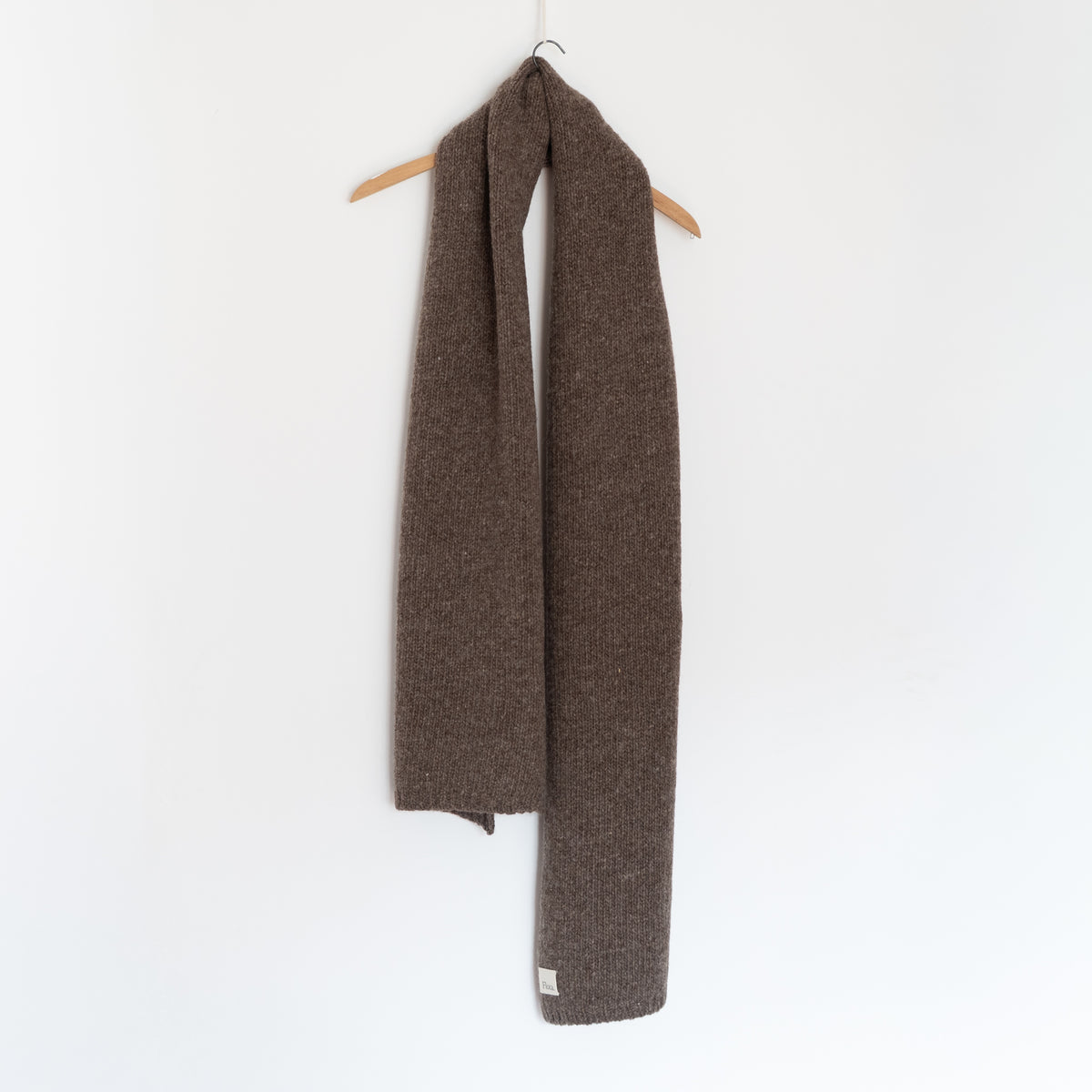 Landra scarf